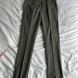 John Varvatos Bowery slim lightweight pants. Size 48 (equivalent to size 31R)